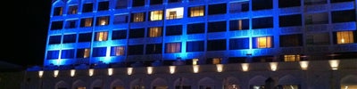 Crowne Plaza (كراون بلازا)