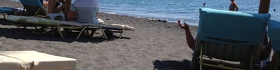 Perivolos Beach (Περίβολος)