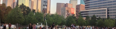 Klyde Warren Park