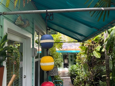 Pineapple Point Guest House & Resort