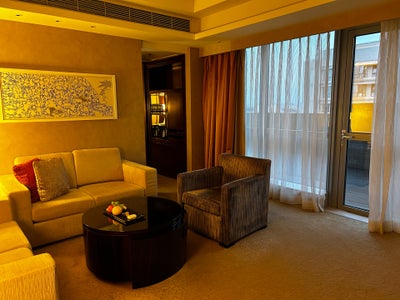 JW Marriott Hotel Beijing Central (北京粤财JW万豪酒店)