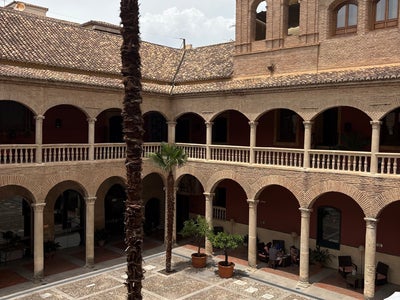 Hotel Palacio de Santa Paula