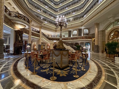 Legendale Hotel (北京励骏酒店)