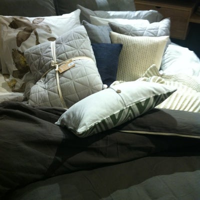 West Elm - Furniture / Home Store in New York