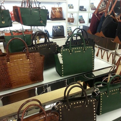 Macy's - Outlet Store in Downtown Boston