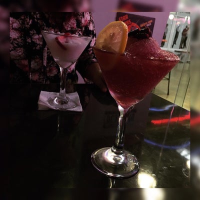 12:30 Karaoke Music y Bar