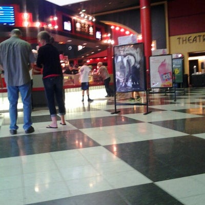 AMC Loews Vestal Town Square 9 - 방문자 1941명의 팁 44개