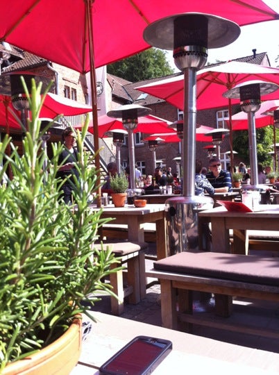 gastropub