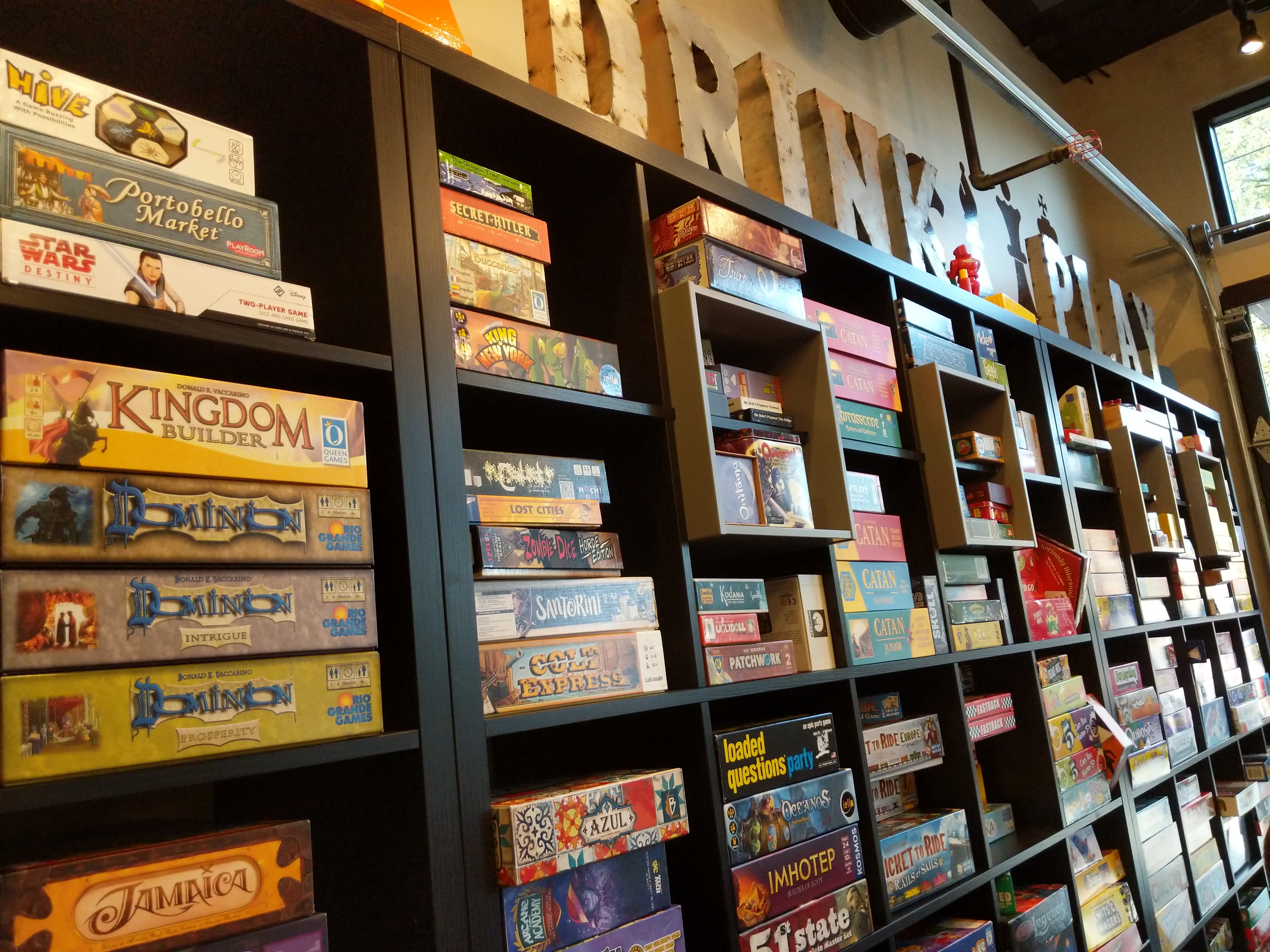 gaming-cafe