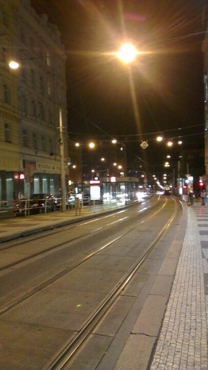 tram-station