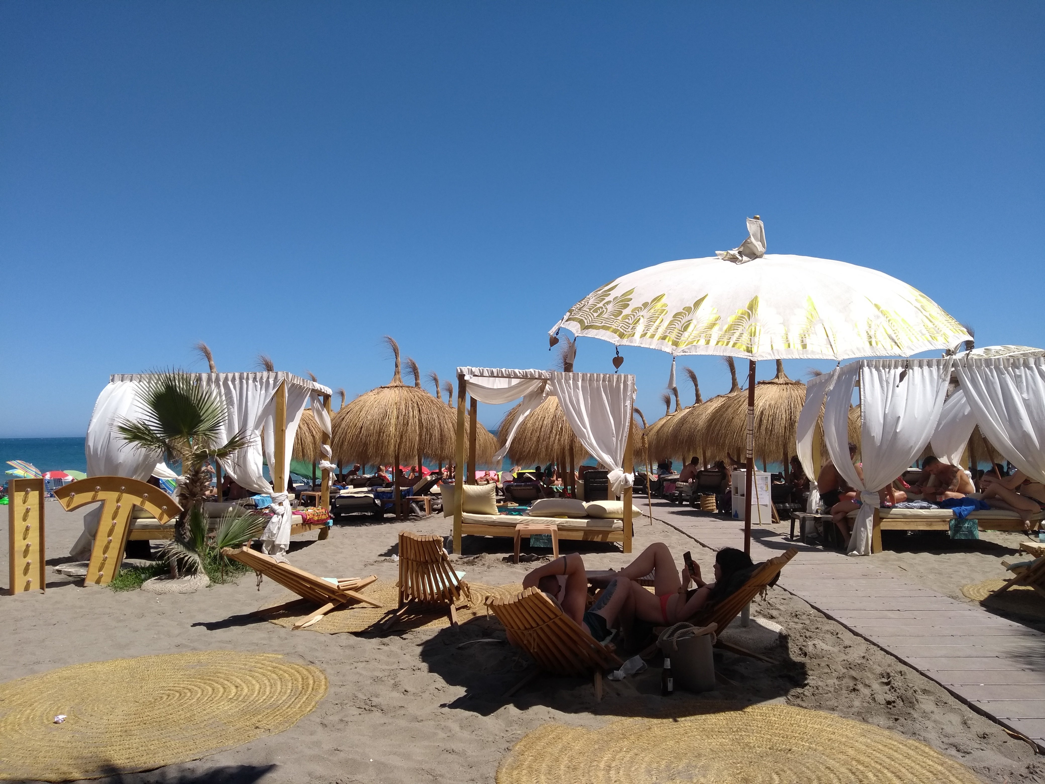 beach-bar