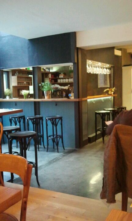 gastropub
