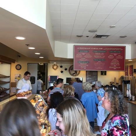 Anna's Marketplace Bakery