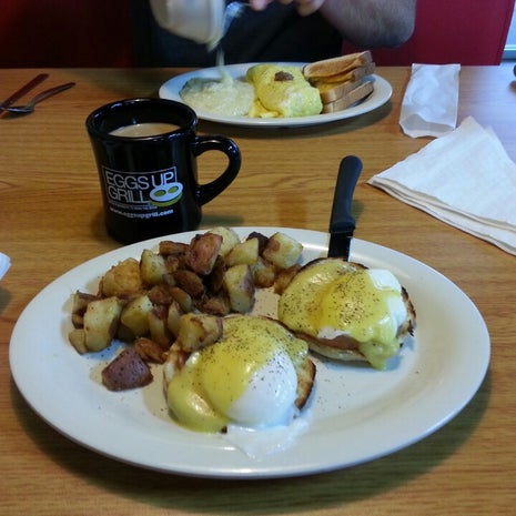 Eggs Up Grill