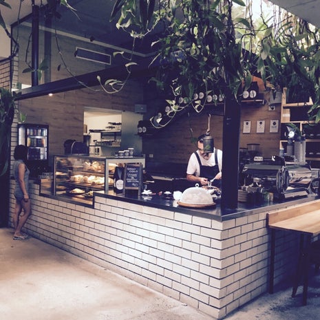 Fonzie Abbott on James St