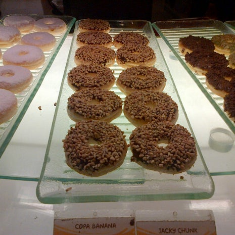 J.Co Donuts & Coffee