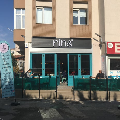 Nina Coffee & Bakery