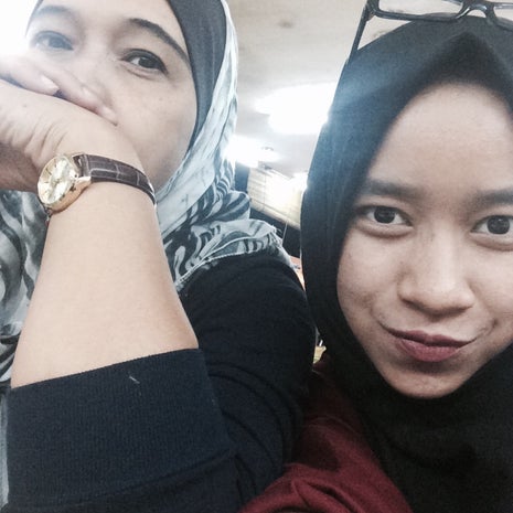 Starbucks Plaza Tol Rawang