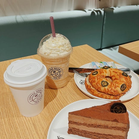 The Coffee Bean & Tea Leaf