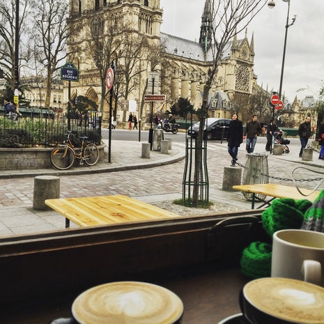 Shakespeare & Company Café