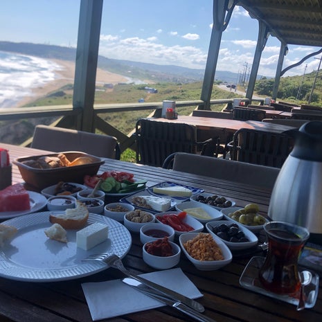 Rokethane Cafe