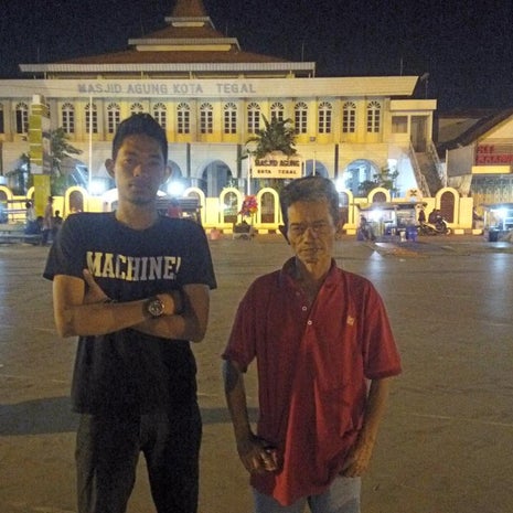 Lesehan Segitiga Alun-Alun