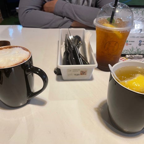 H CAFE