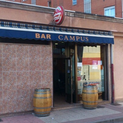Bar Campus