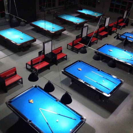 Family Billiard & Coffee Shop.
