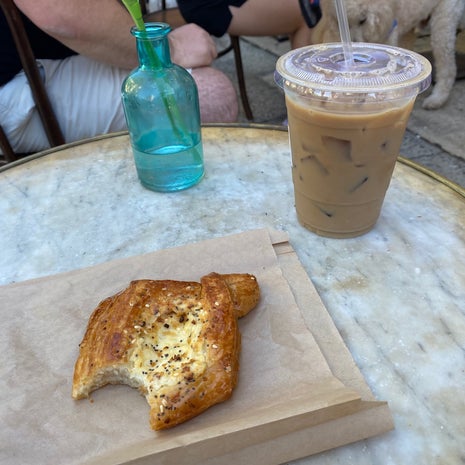 Cafe Tati