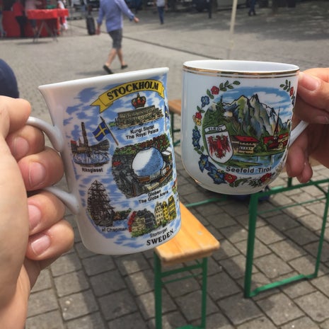 Marktstand „pour coffee“