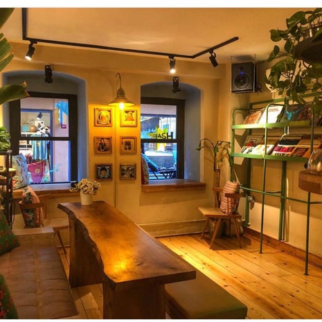 MIA Records and Coffee