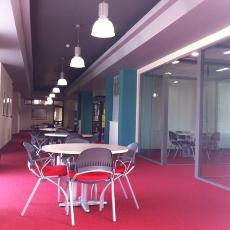 Işık Üniversitesi Kütüphanesi
