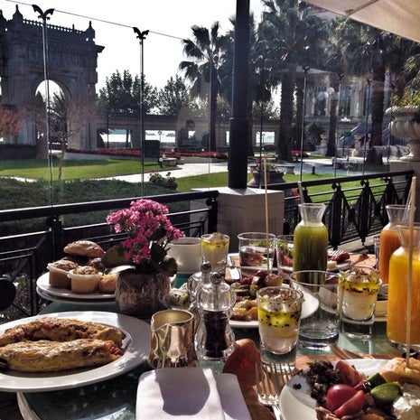 Laledan Restaurant