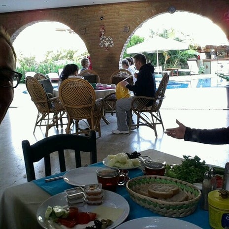 Konak Su Hotel Kahvaltı Salonu