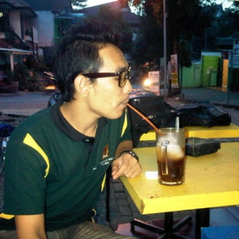 Cafe Nana kyut stanjung