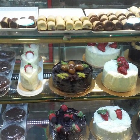 Patisserie Cafe