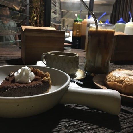 Nest Coffee & Donuts