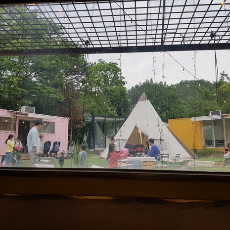 모멘트하우스 Moment House