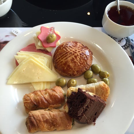 Chef Palace Cafe
