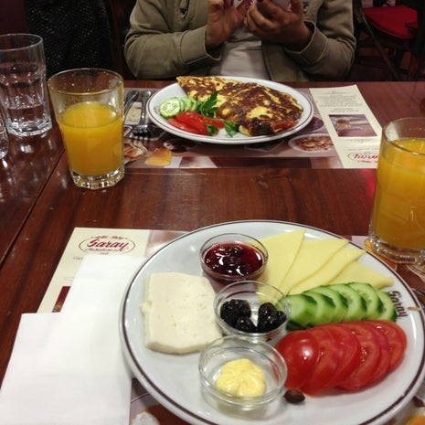 Saray Muhallebicisi Manhattan