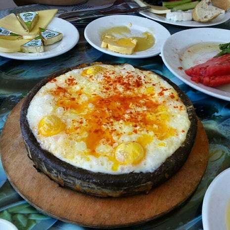 Erdener Köfte& Kahvalti Salonu