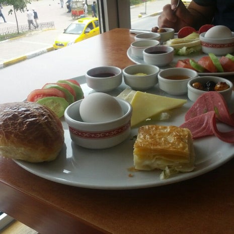 Güllüoğlu