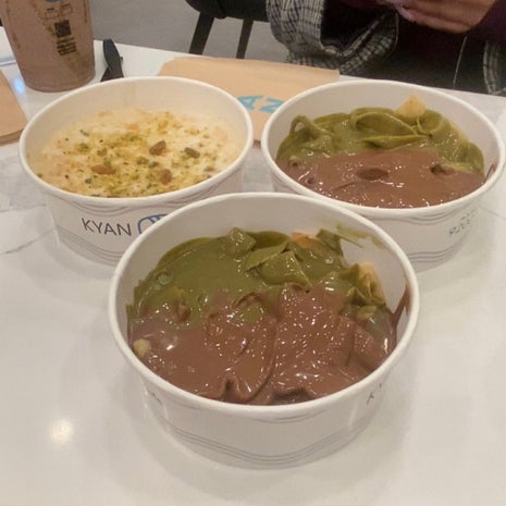KYAN Cafe