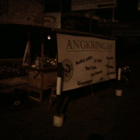 @tom's angkring