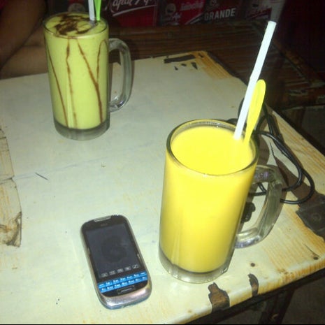 Warung juice depan halte krian