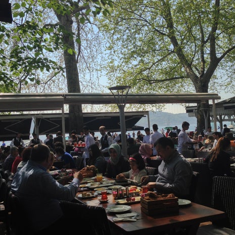 Emirgan Sütiş