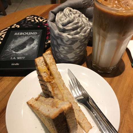 Starbucks Coffee D'mall