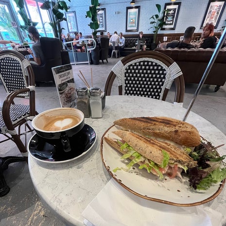 Crema Gourmet Espresso Bar