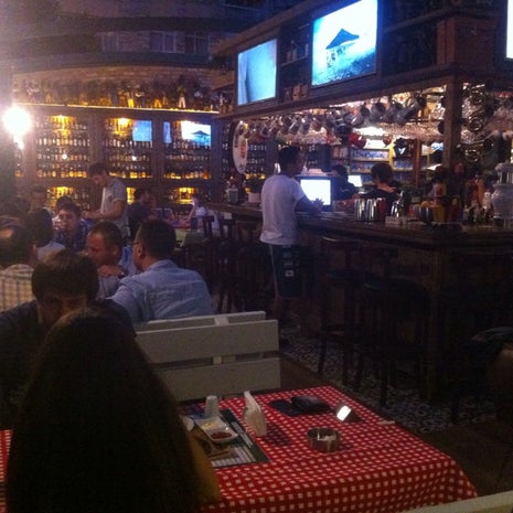 Varuna Gezgin - Cafe Del Mundo
